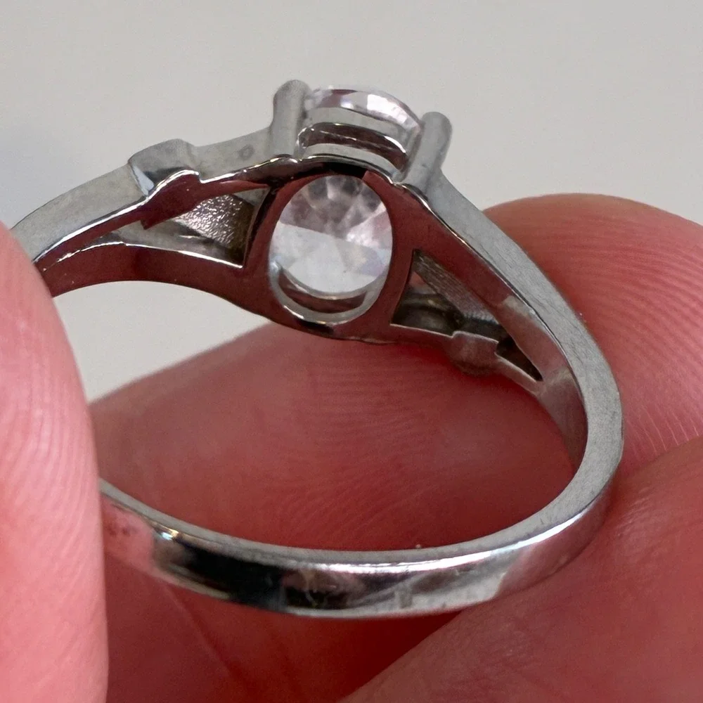 Vintage Ring Oval Cut Clear Stone Pavé Split Shank Silver Tone Size 10